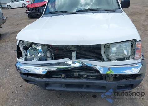 2000 Nissan Frontier Xe from USA, damaged, VIN 1N6DD21S4YC386902